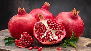 eating Pomegranate on daily basis its benefits | LoveLocal 